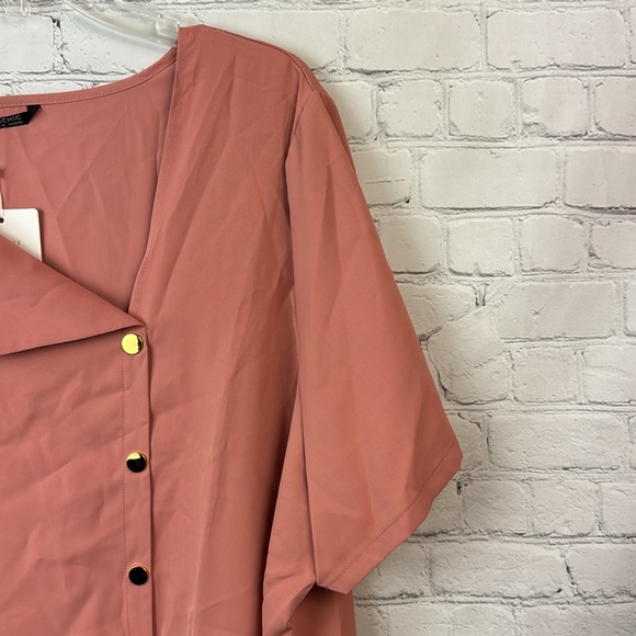 BloomChic Pink Asymmetrical Collar Button Detail Blouse Plus Size 3X - Picture 3 of 6